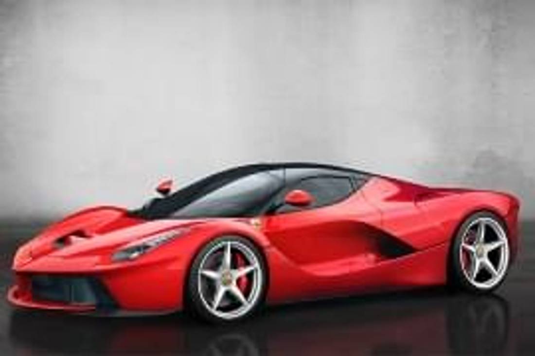 Ferrari LaFerrari von vorn