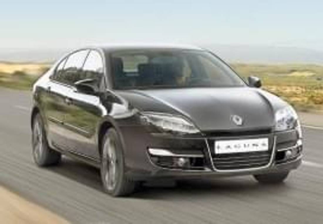 Renault Laguna изглед отпред