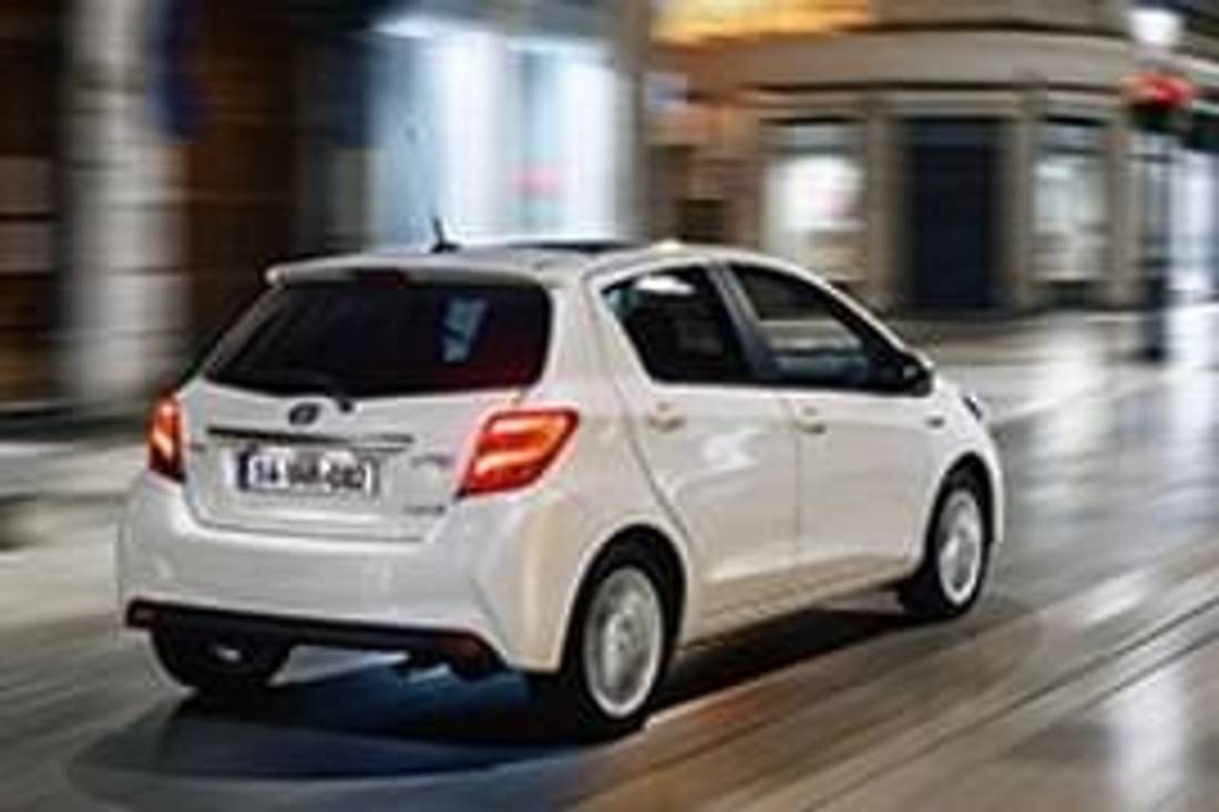 Toyota Yaris изглед отзад