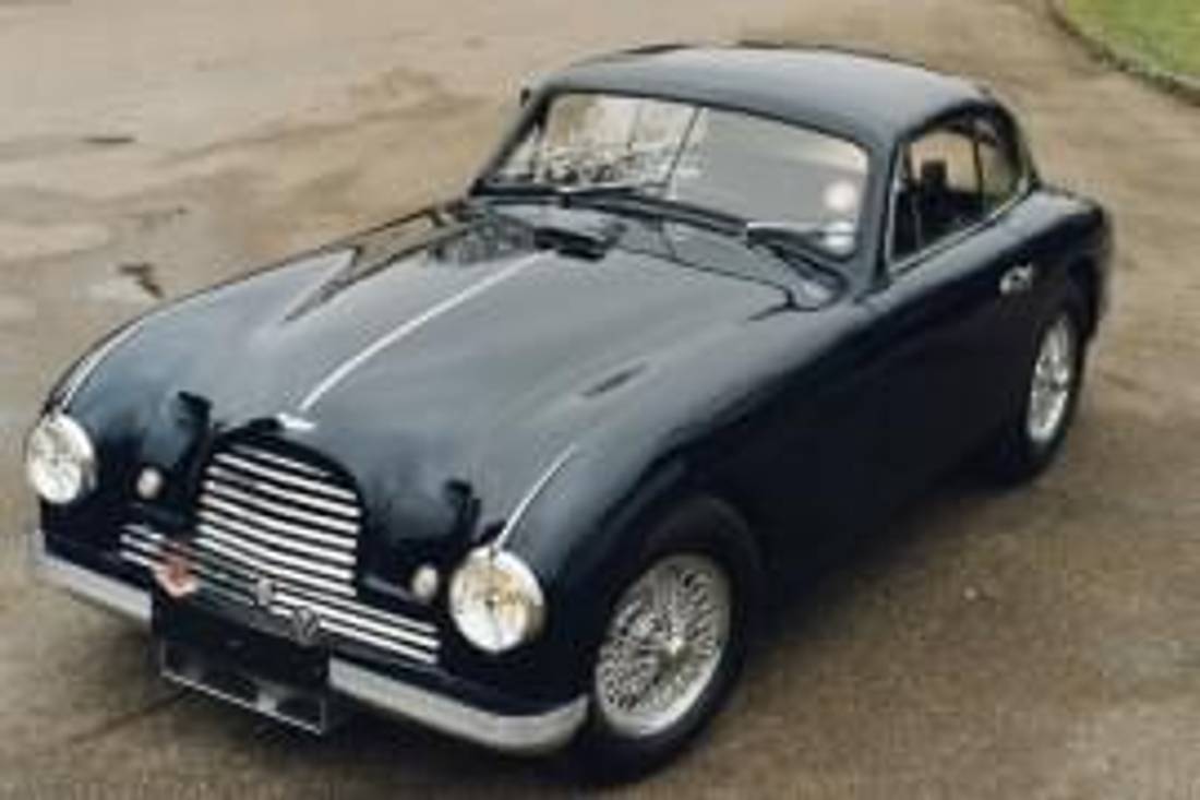 Aston Martin DB2 отпред 