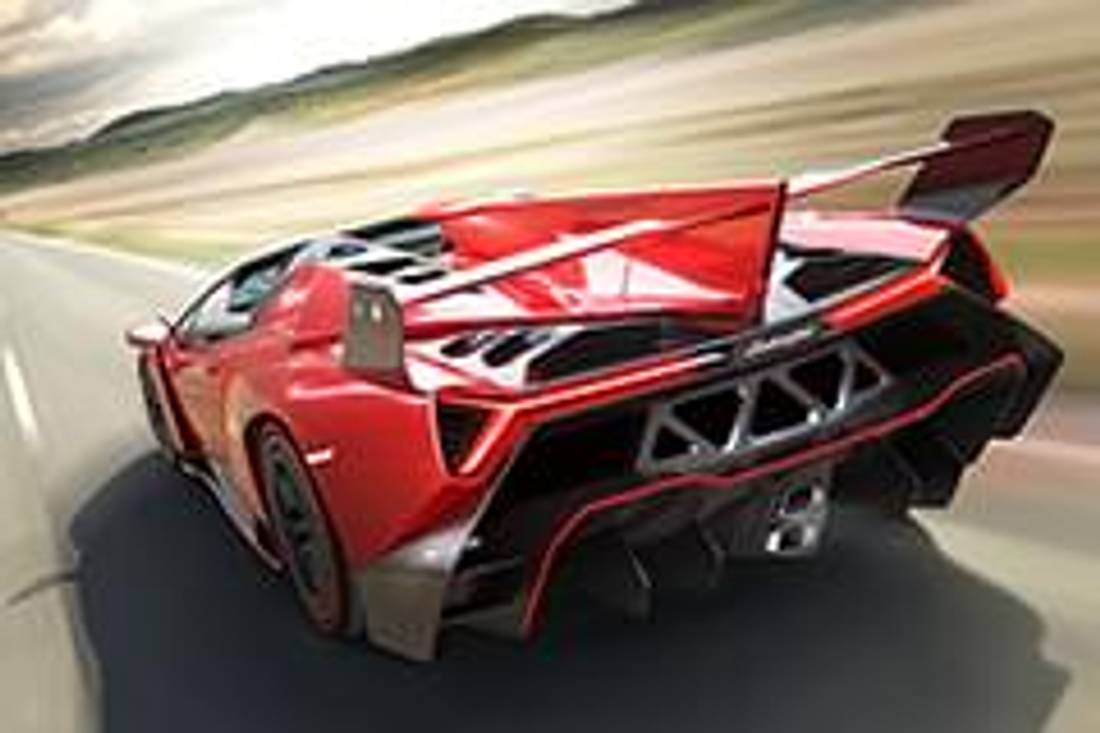 Lamborghini Veneno отзад