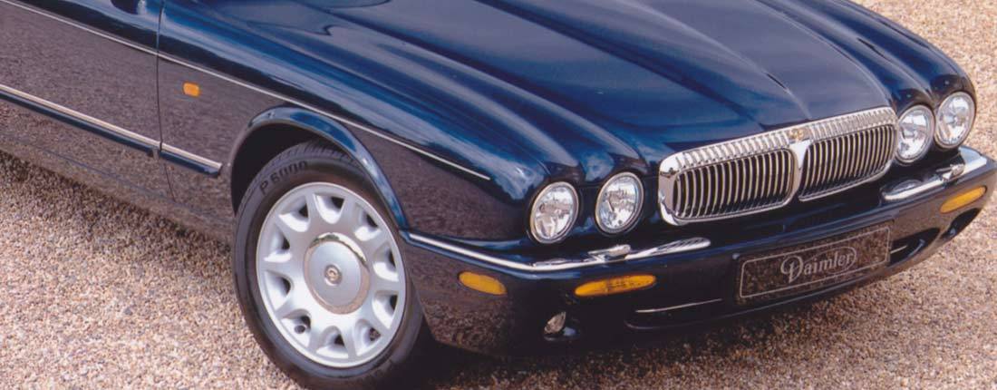 daimler-super-v8-l-01