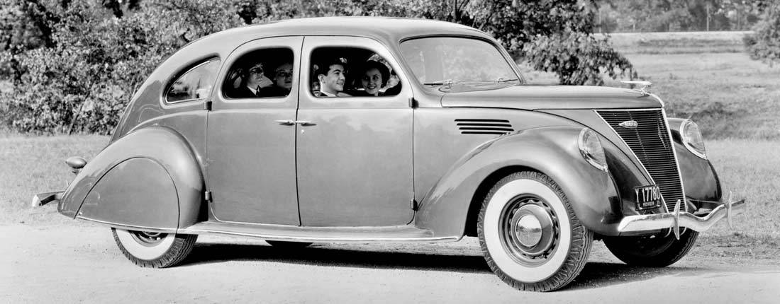 lincoln-zephyr-side