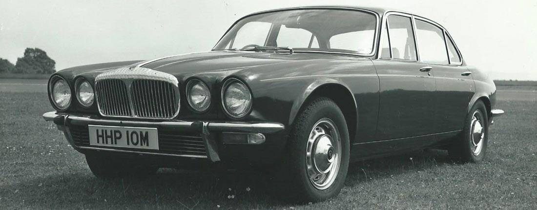 daimler-double-six-l-01