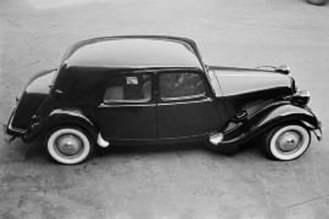 Citroën Avant Traction von oben