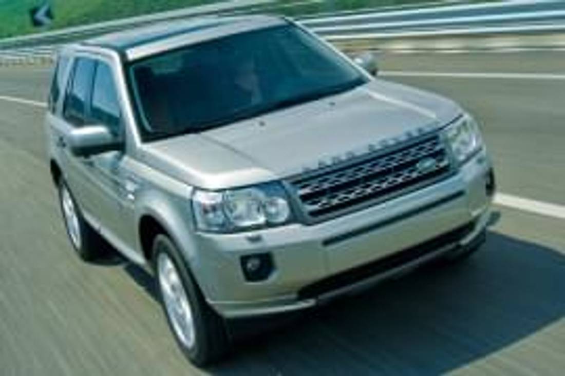 Land Rover Freelander von vorn