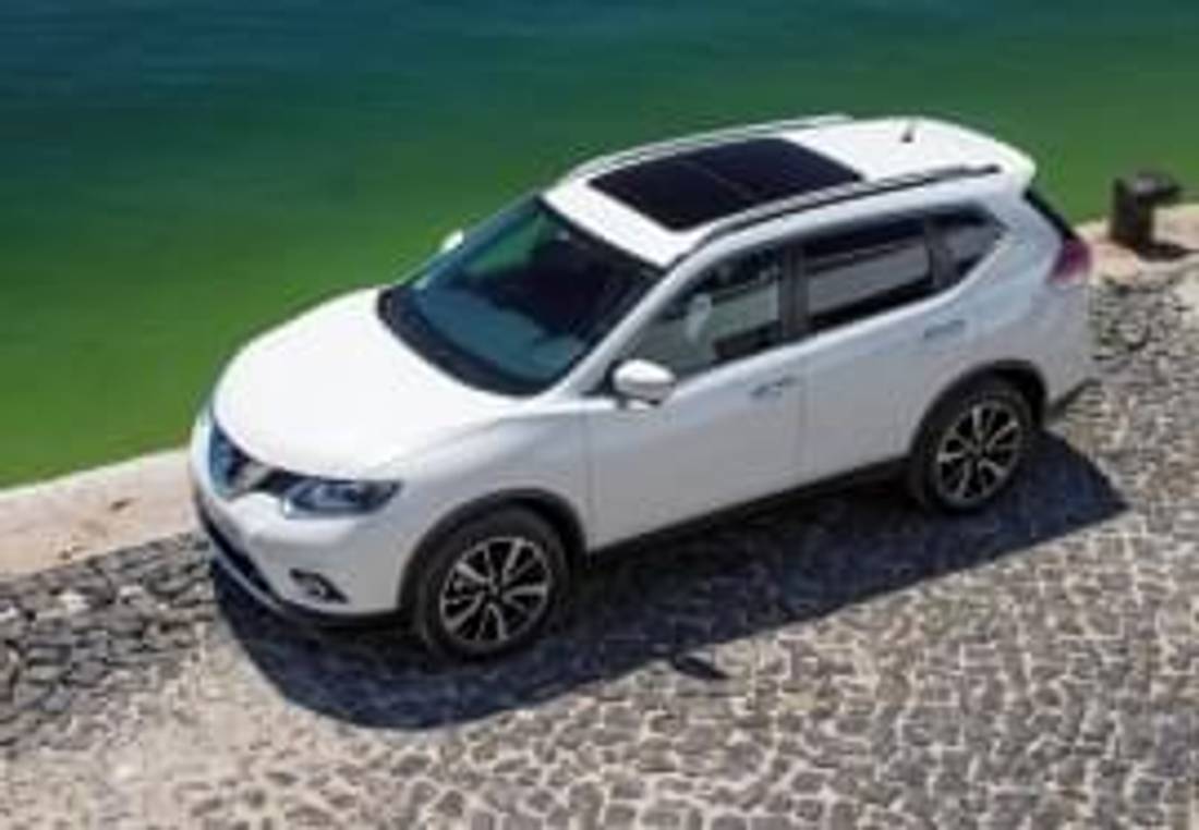 Nissan X-Trail von oben